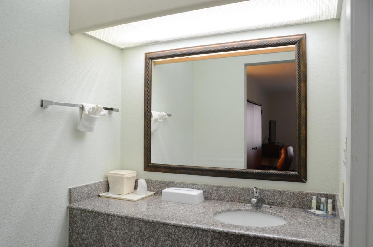 Quality Inn & Suites Covington Extérieur photo