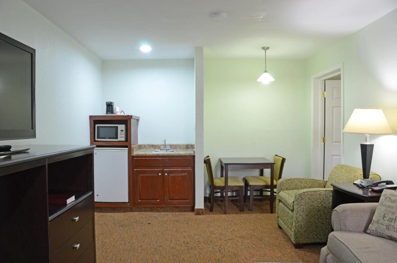Quality Inn & Suites Covington Extérieur photo
